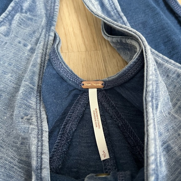 Free People Top - Picture 3 of 4